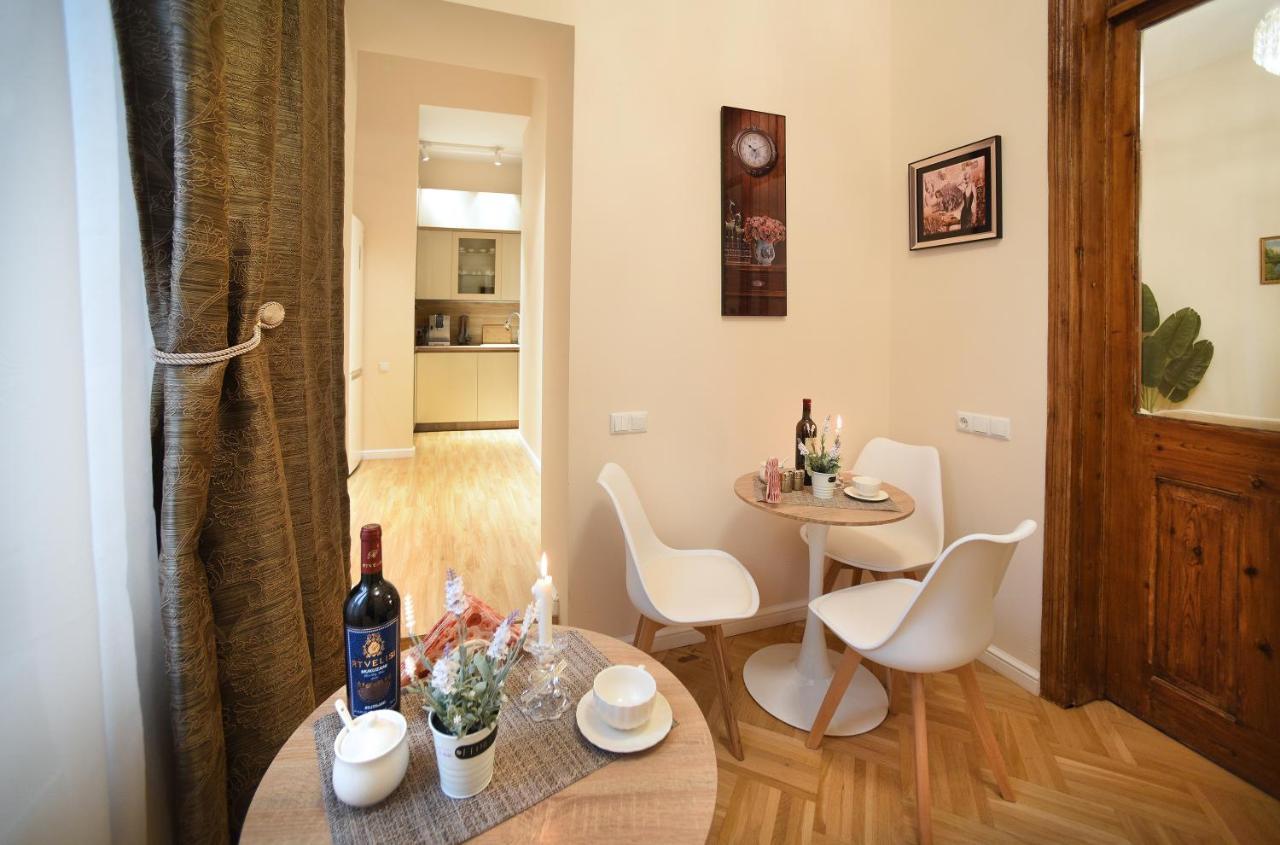 City Lux Hotel Tbilisi Eksteriør bilde
